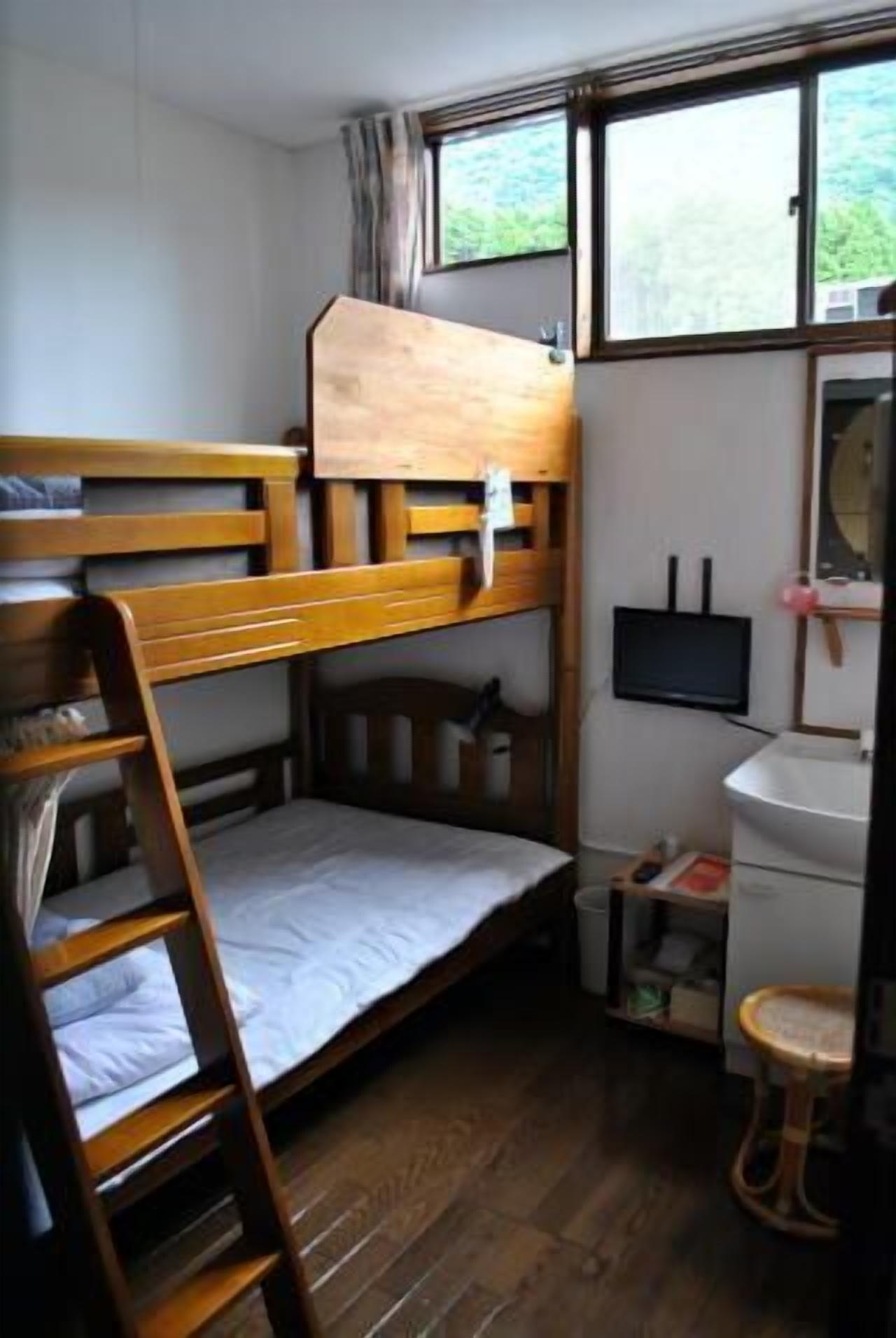 Yufuin Country Road Youth Hostel Экстерьер фото