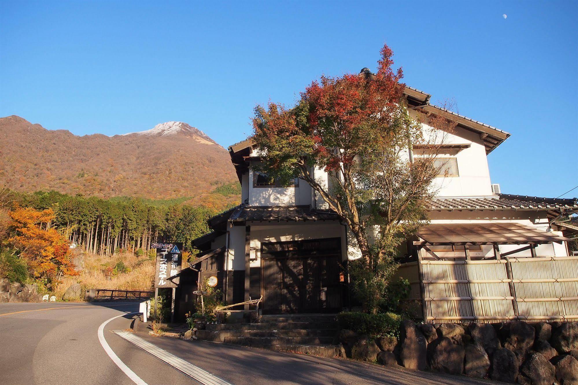 Yufuin Country Road Youth Hostel Экстерьер фото